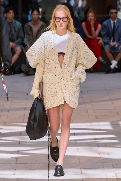 Look 36